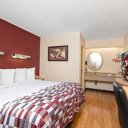 Red Roof Inn Edison Eksteriør billede