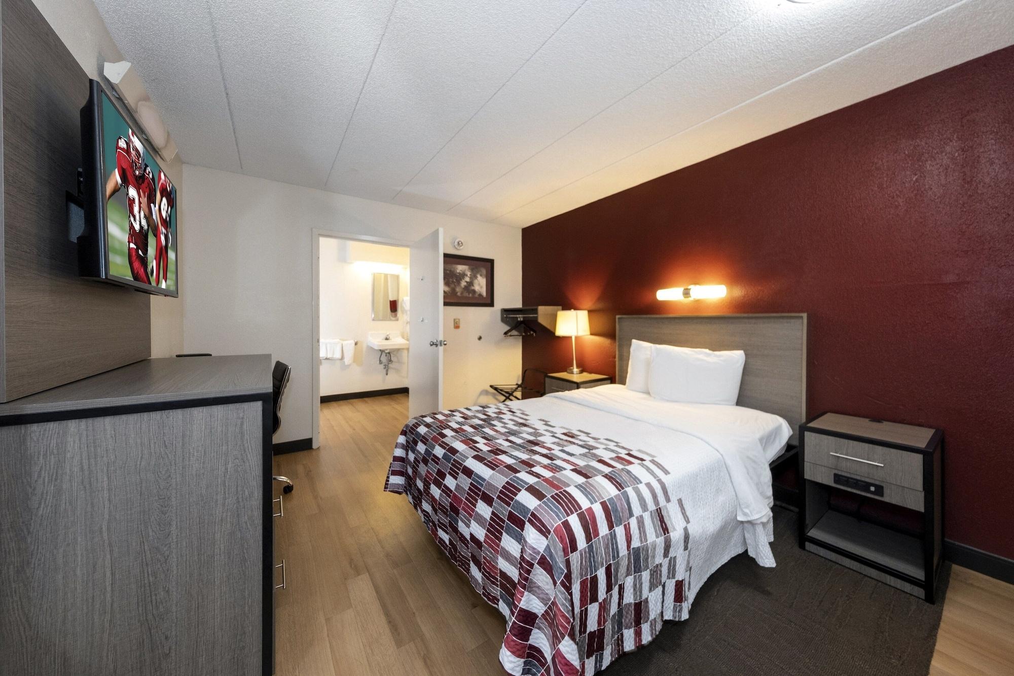 Red Roof Inn Edison Eksteriør billede