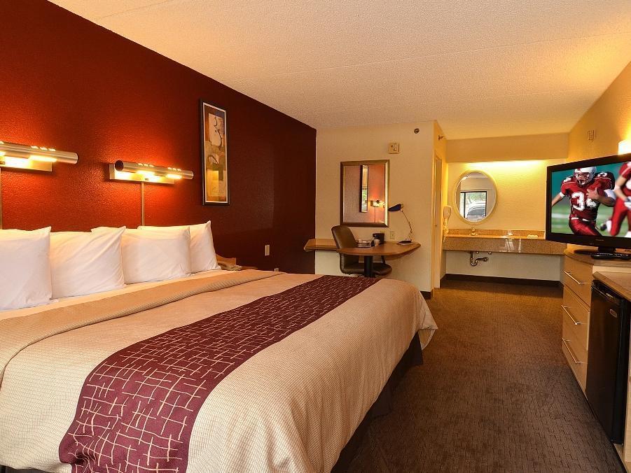 Red Roof Inn Edison Eksteriør billede